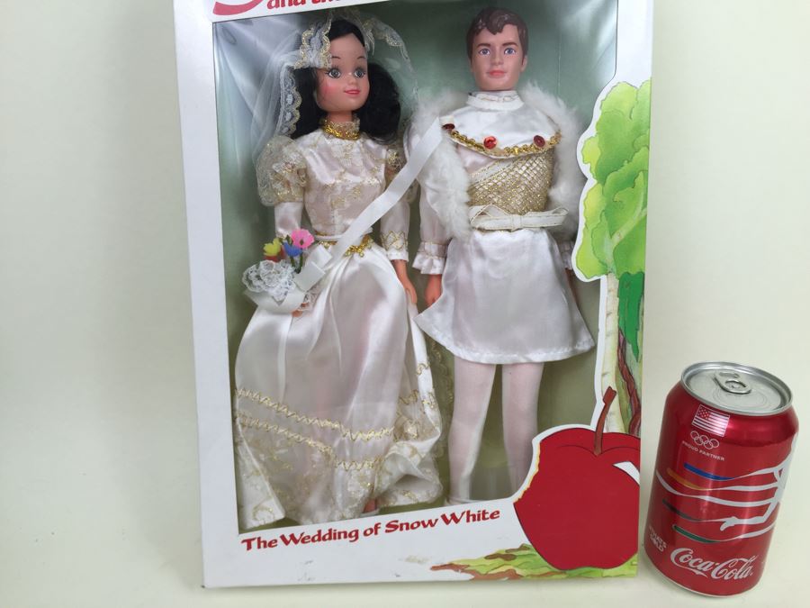 Disney's Snow White And The Seven Dwarfs 'The Wedding Of Snow White' Dolls New In Box Bikin Vintage [Photo 7]