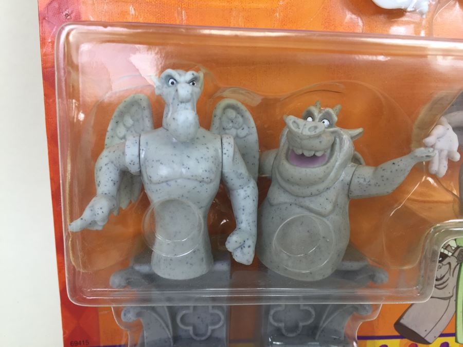 Disney's The Hunchback Of Notre Dame Gargoyles Action Figures Mattel 69415 New On Card Vintage [Photo 6]