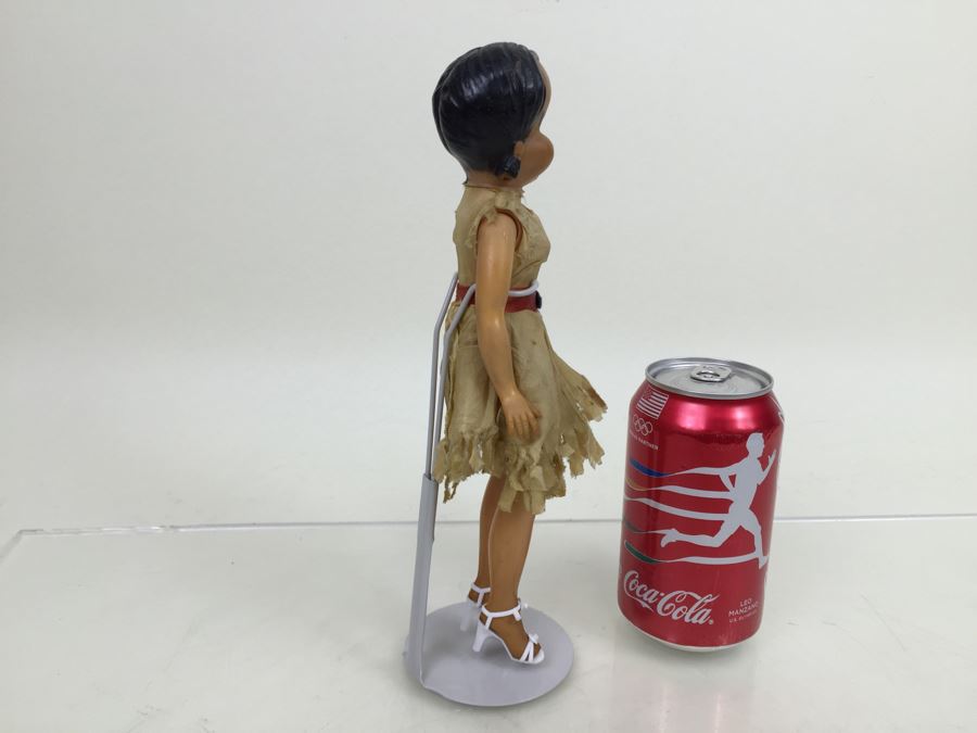 Vintage Doll With Stand [Photo 11]