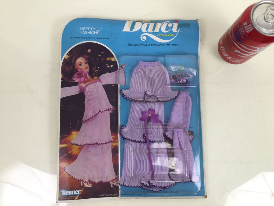 1979 Kenner Darci Fashion Doll Revolving Stand Graphic for Disco Stage for sale online