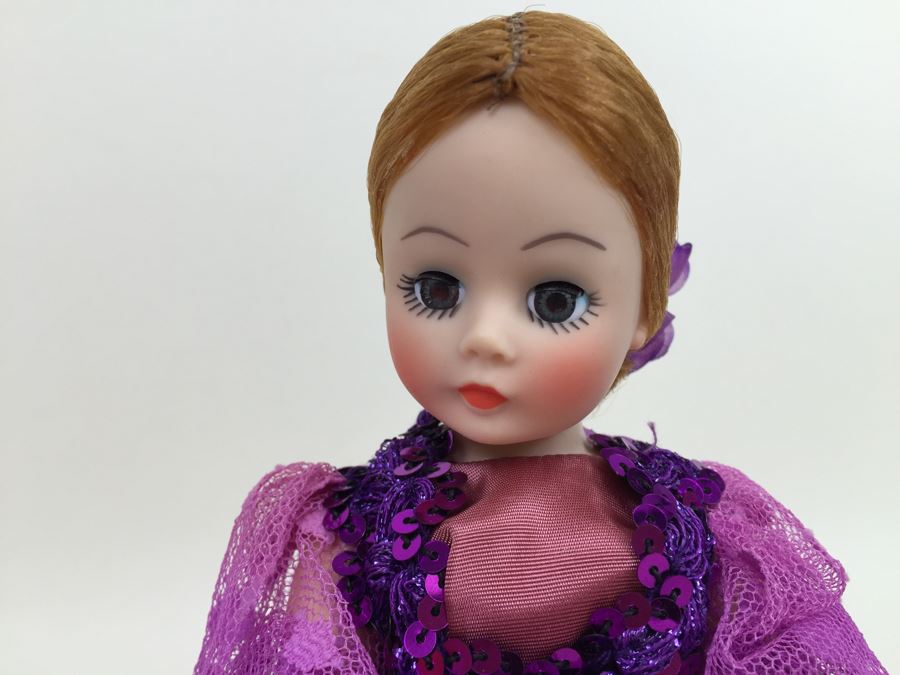 (3) Vintage Madame Alexander Portrettes Dolls With Stands [Photo 8]