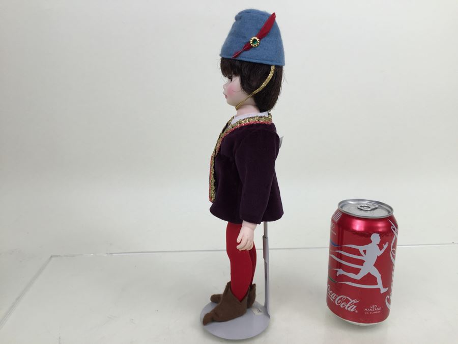 Vintage Madame Alexander Doll 'Romeo' With Stand [Photo 8]