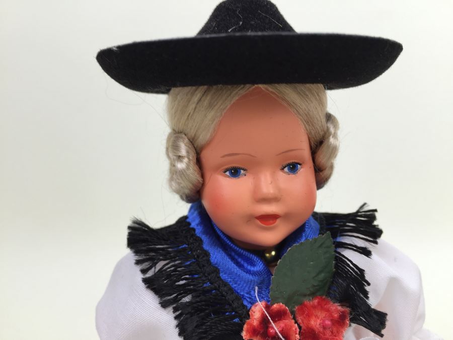 Wilhelm Original Trachten Dolls Hand Made In Germany 'Tegernsee' & 'Schwarzwald' 2219 [Photo 7]