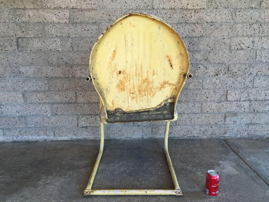 Vintage Metal Shell Chair [Photo 5]