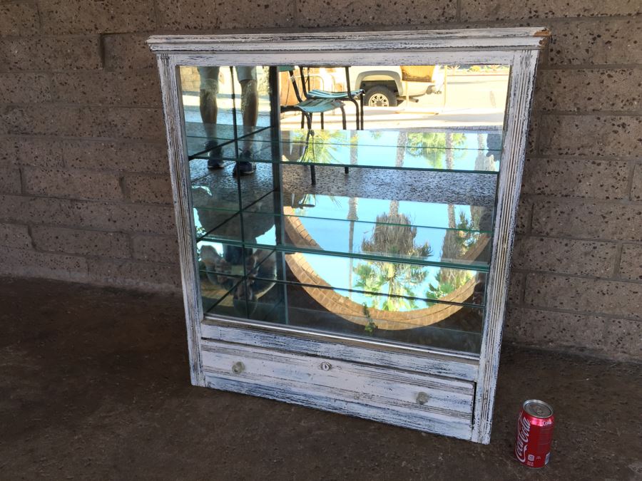 Shabby Chic White Display Cabinet With Glass Shelving, Drawer And Mirrored Sides And Back [Photo 2]