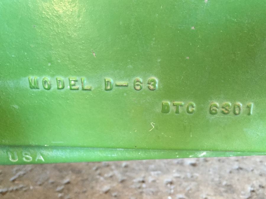 Vintage ERTL Metal John Deere 20 Pedal Tractor Model D-63 Made In USA [Photo 16]