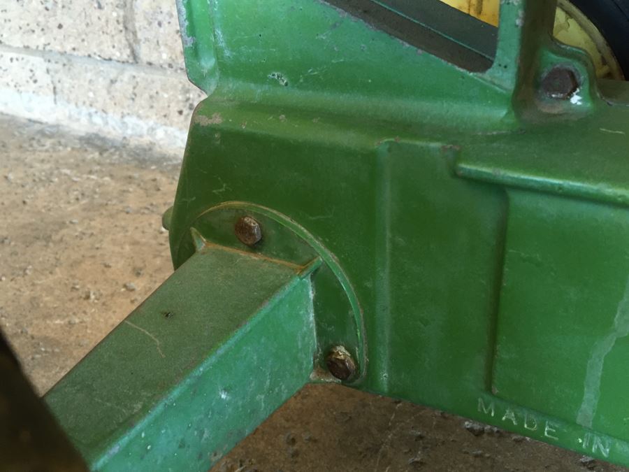 Vintage ERTL Metal John Deere 20 Pedal Tractor Model D-63 Made In USA [Photo 18]