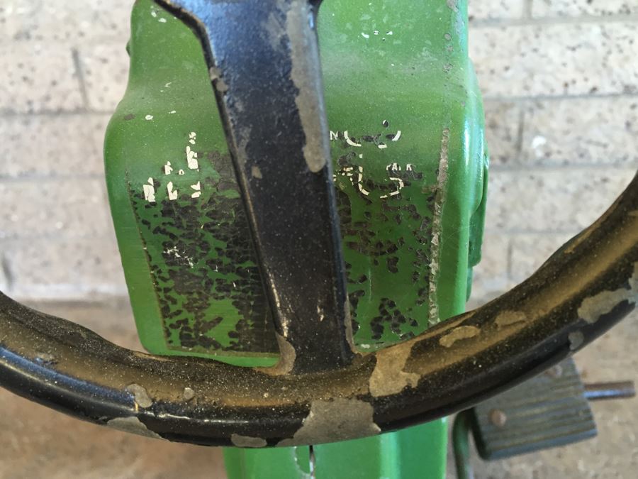 Vintage ERTL Metal John Deere 20 Pedal Tractor Model D-63 Made In USA [Photo 23]