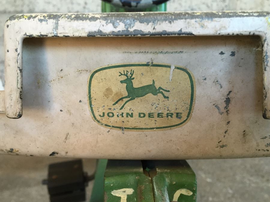 Vintage ERTL Metal John Deere 20 Pedal Tractor Model D-63 Made In USA [Photo 4]