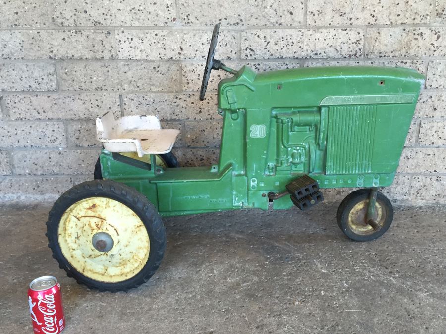 Vintage ERTL Metal John Deere 20 Pedal Tractor Model D-63 Made In USA [Photo 13]