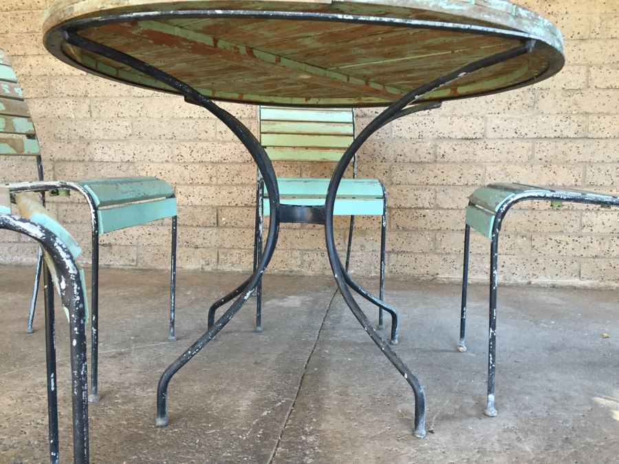 Vintage Metal And Wood Round Patio Garden Table With Four Chairs [Photo 8]