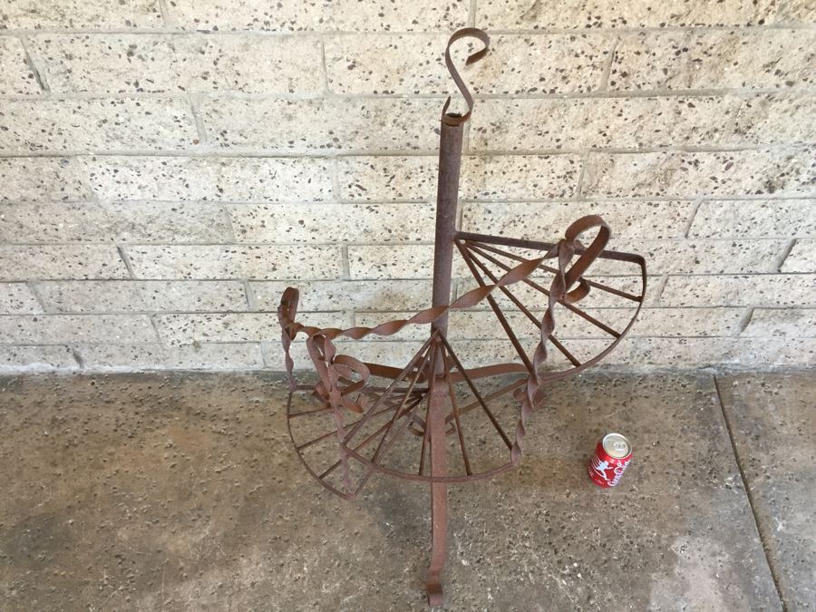 Vintage Wrought Iron Spiral Staircase Garden Plant Stand [Photo 6]