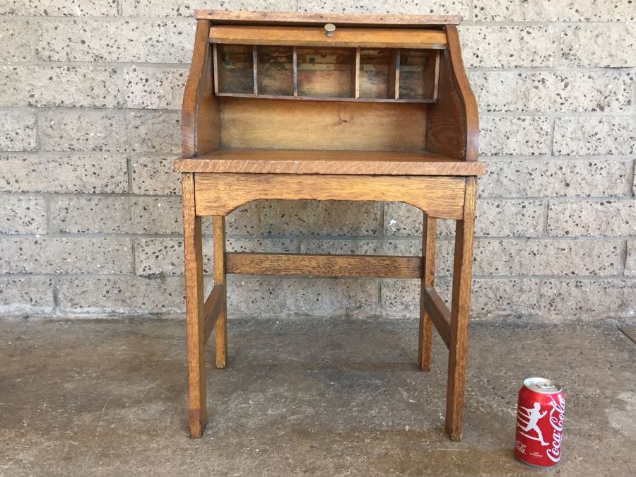 Vintage Child's Roll Top Desk [Photo 7]