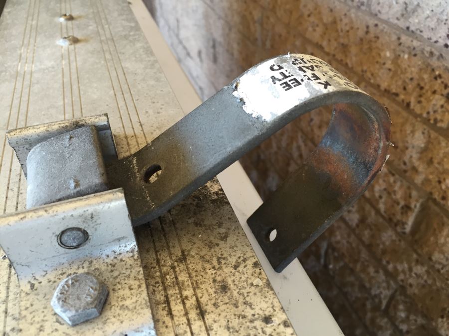 Large Double Sided AAA Triple A 'Show Your Card Approved Lodging' Vintage Hotel Electric Sign With Hook Brackets For Hanging Dualite [Photo 10]