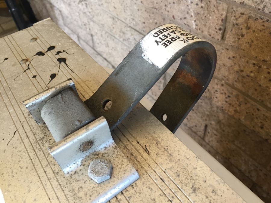 Large Double Sided AAA Triple A 'Show Your Card Approved Lodging' Vintage Hotel Electric Sign With Hook Brackets For Hanging Dualite [Photo 8]