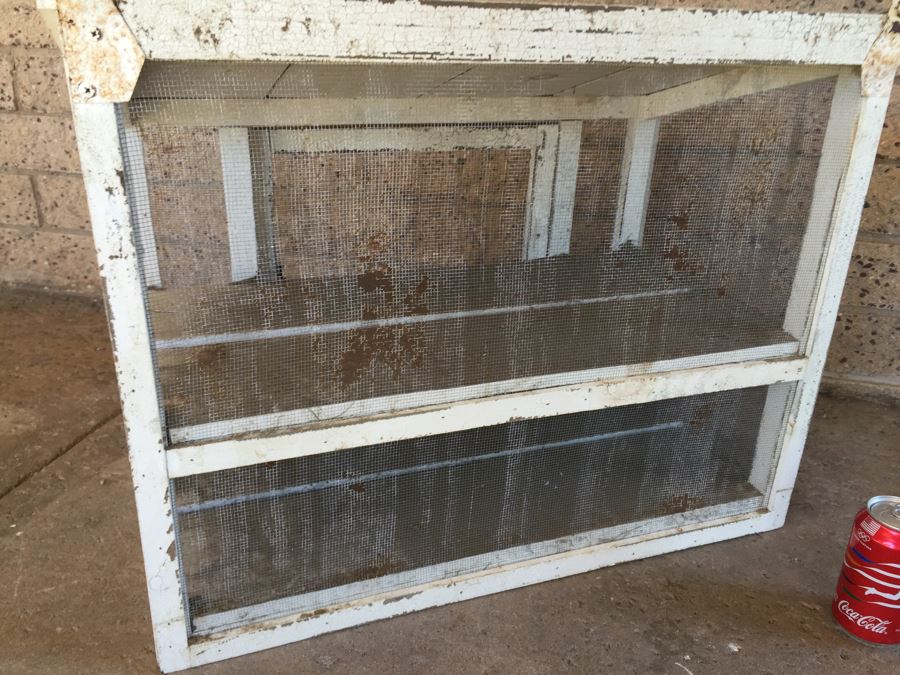 Shabby Chic Two Tier Enclosed Chicken Wire Coop [Photo 13]