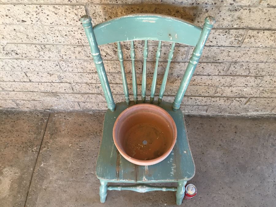 Shabby Chic Garden Chair Planter [Photo 5]