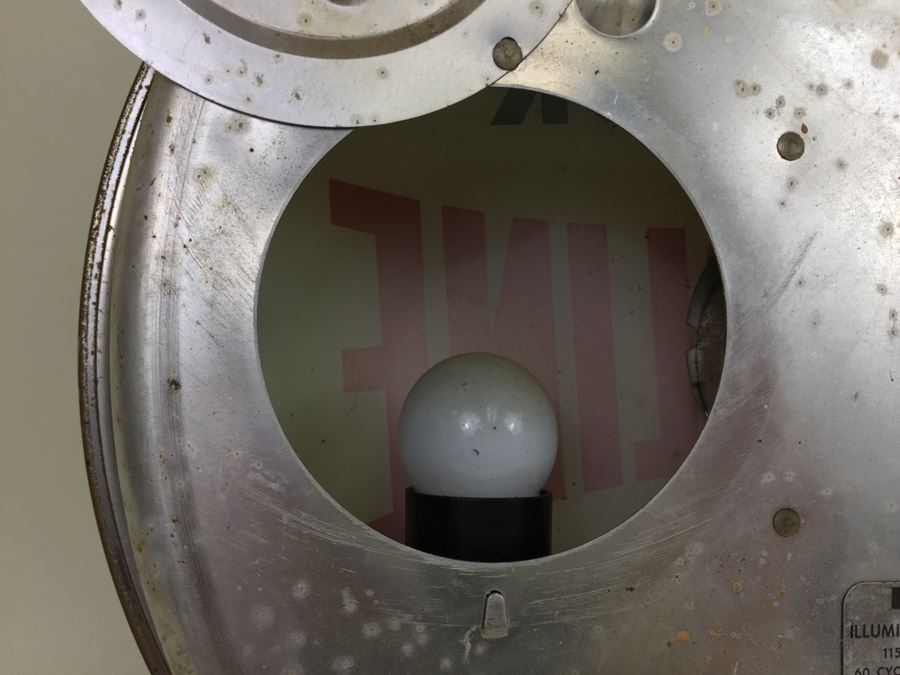 'Ask For VALVOLINE Motor Oil' PAM Clock Co. Illuminated Clock 1272 [Photo 17]