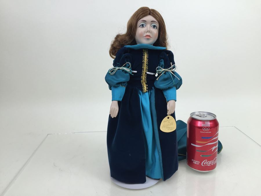 Faith Wick For Elegante Dolls By Dakin 70-0090 Beauty With Stand [Photo 11]