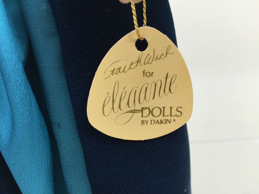 Faith Wick For Elegante Dolls By Dakin 70-0090 Beauty With Stand [Photo 3]