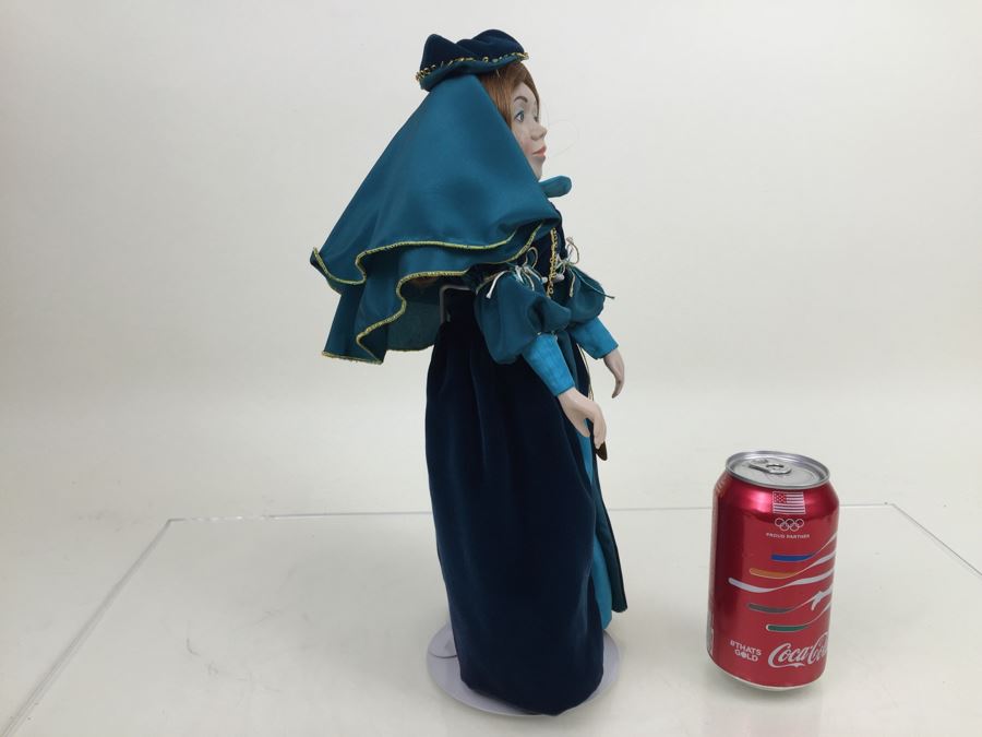 Faith Wick For Elegante Dolls By Dakin 70-0090 Beauty With Stand [Photo 8]