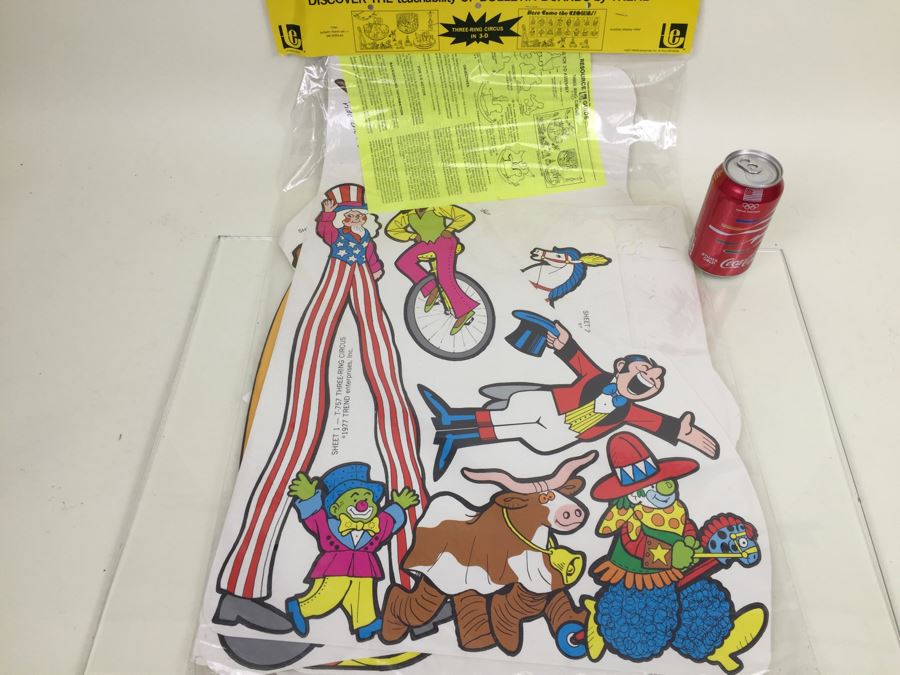 TREND Bulletin Board Three-Ring Circus In 3-D No. T-757 New In Packaging Vintage 1977 [Photo 2]
