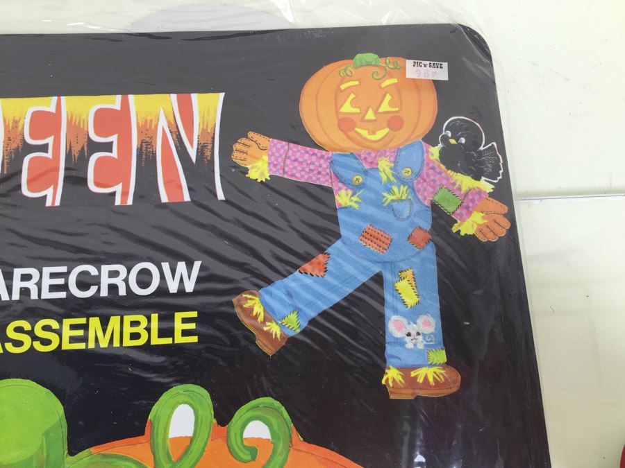 Vintage Dancing Pumpkin Scarecrow Halloween Decorations New In Packaging By Dennison 52' High [Photo 5]