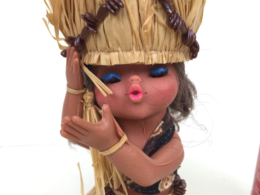 Vintage Hawaiian Doll [Photo 2]