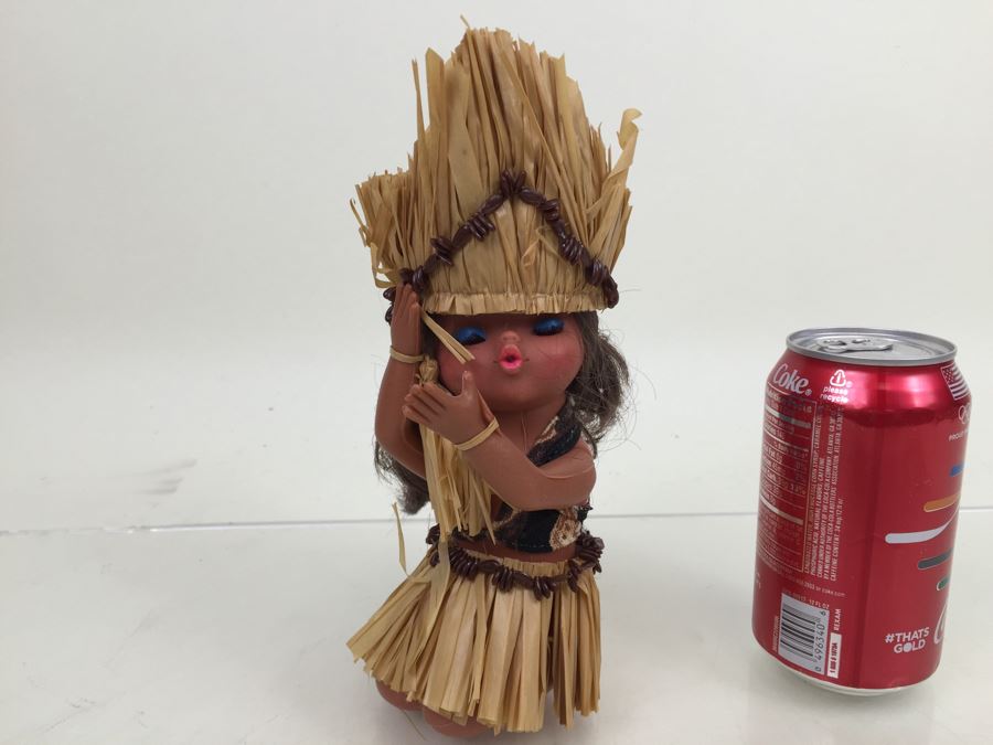 Vintage Hawaiian Doll [Photo 1]