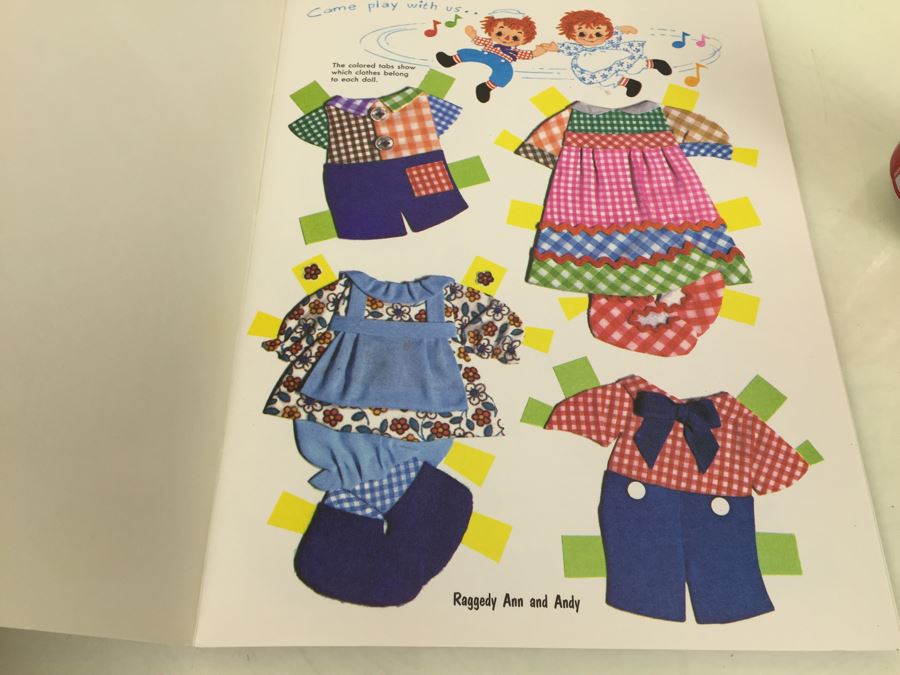 Raggedy Ann And Andy Paper Doll Book Whitman New Old Stock Vintage 1974 [Photo 2]