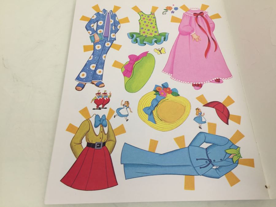 Alice in wonderland paper hot sale dolls