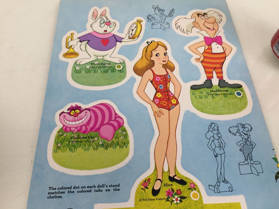 Walt Disney Alice In Wonderland Paper Doll Book Whitman New Old Stock Vintage 1976 [Photo 8]
