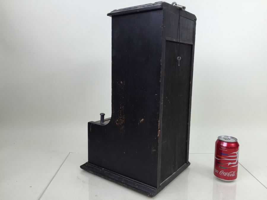 Lark Indoor Striker Ball Gum Stimulator Circa 1930's Los Angeles CA [Photo 13]