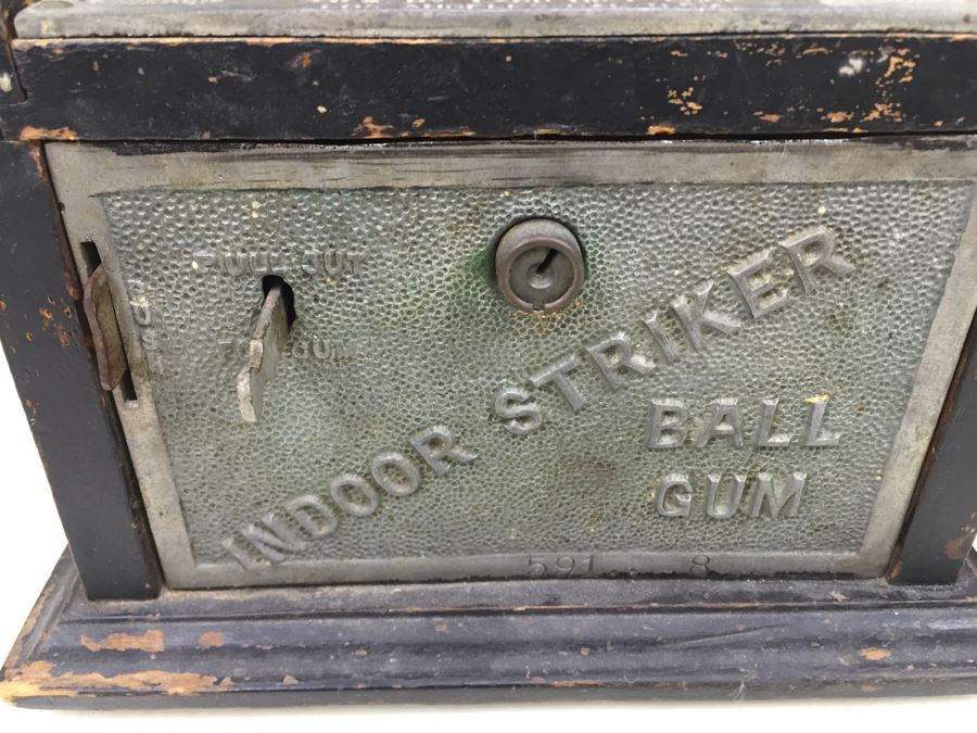 Lark Indoor Striker Ball Gum Stimulator Circa 1930's Los Angeles CA [Photo 4]