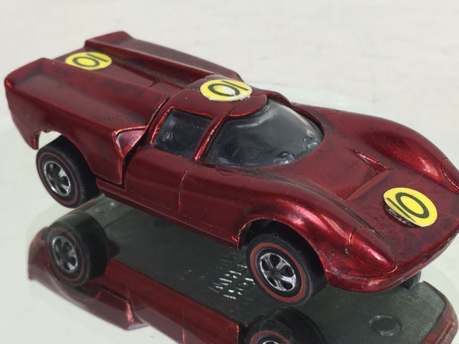 HOT WHEELS Redline 'LOLA GT70' Red Vintage 1968 Mattel USA