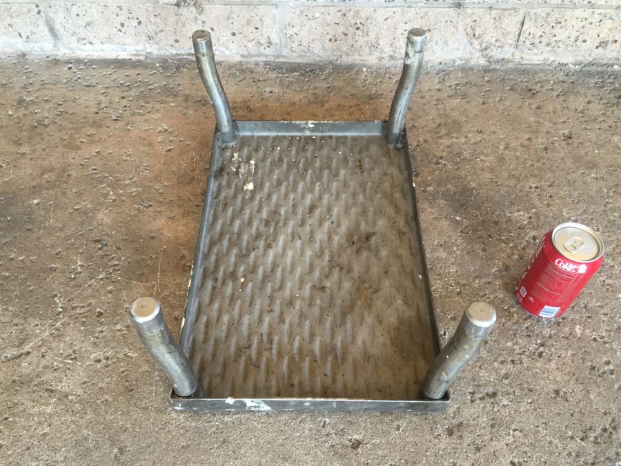 Industrial Steel Step Stool [Photo 3]