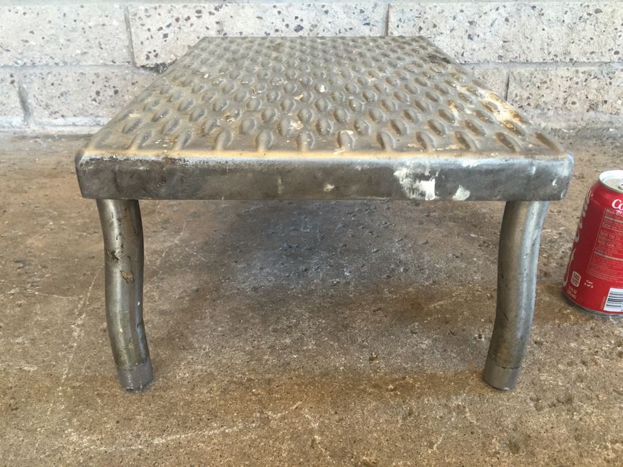 Industrial Steel Step Stool [Photo 8]