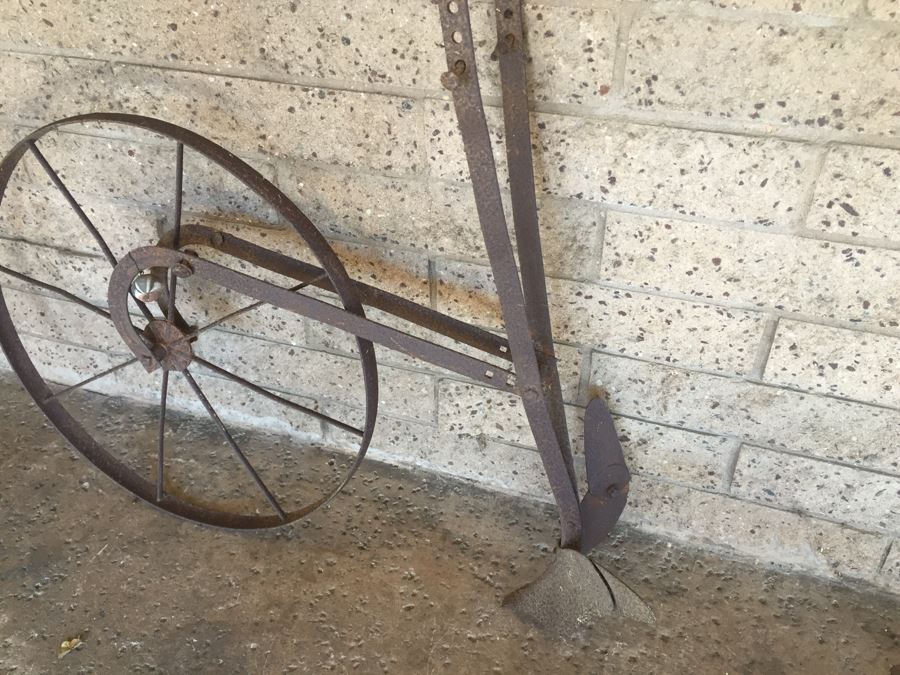 Old Metal Farming Implements Plough Tilling [Photo 9]