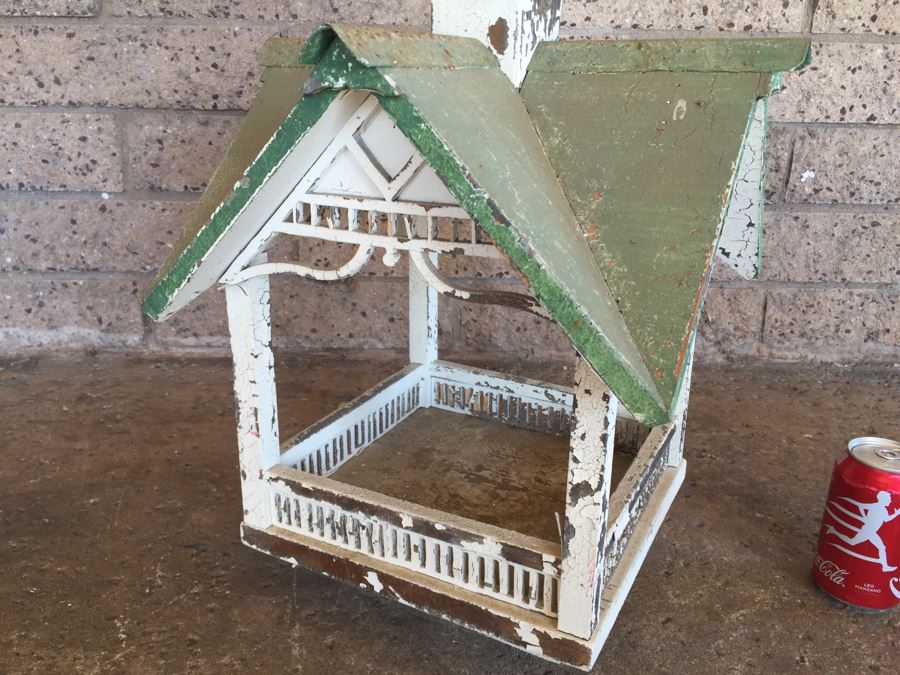 Old Wooden Shabby Chic Hanging Bird House [Photo 2]