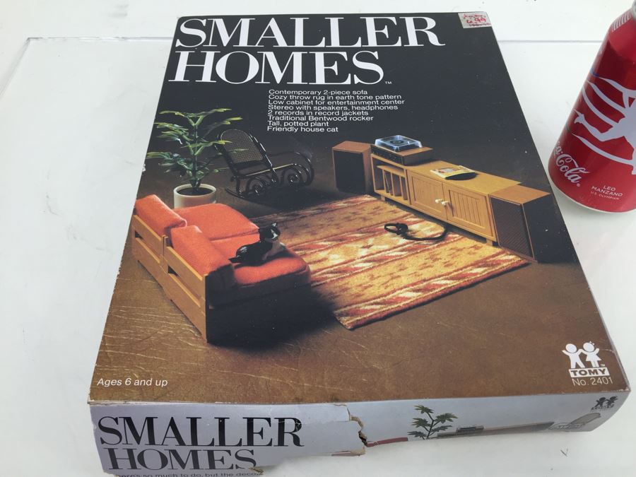 Smaller Homes Contemporary Dollhouse Furniture Stereo TOMY 2401 Vintage New Old Stock [Photo 4]