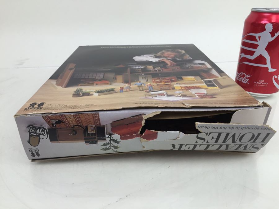 Smaller Homes Contemporary Dollhouse Furniture Stereo TOMY 2401 Vintage New Old Stock [Photo 20]