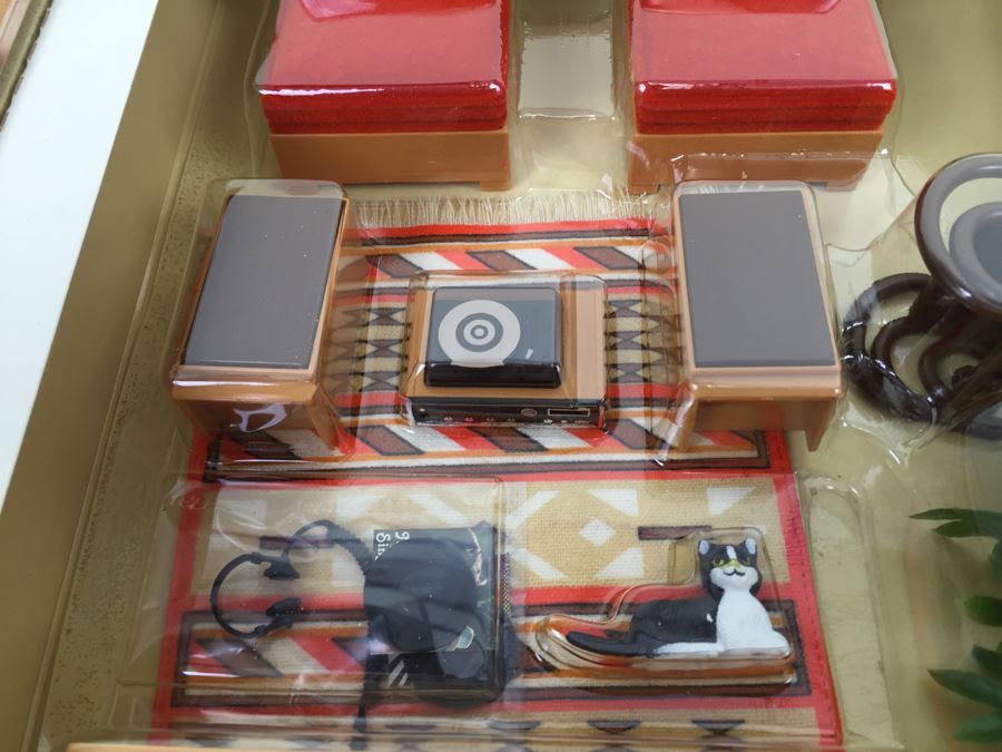 Smaller Homes Contemporary Dollhouse Furniture Stereo TOMY 2401 Vintage New Old Stock [Photo 10]