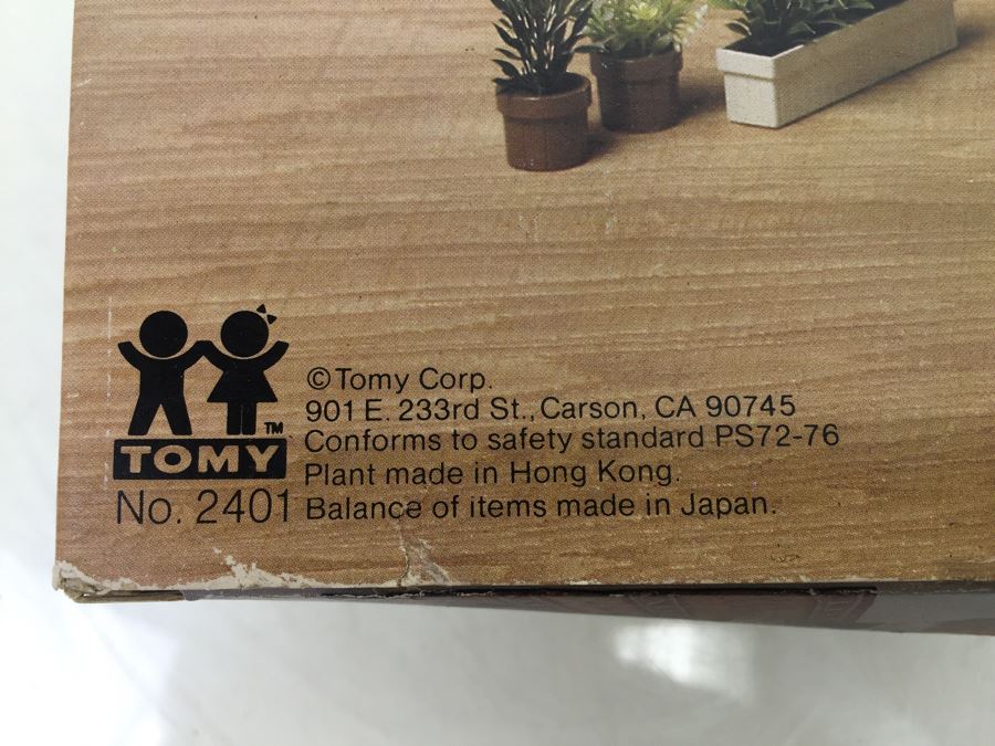 Smaller Homes Contemporary Dollhouse Furniture Stereo TOMY 2401 Vintage New Old Stock [Photo 19]
