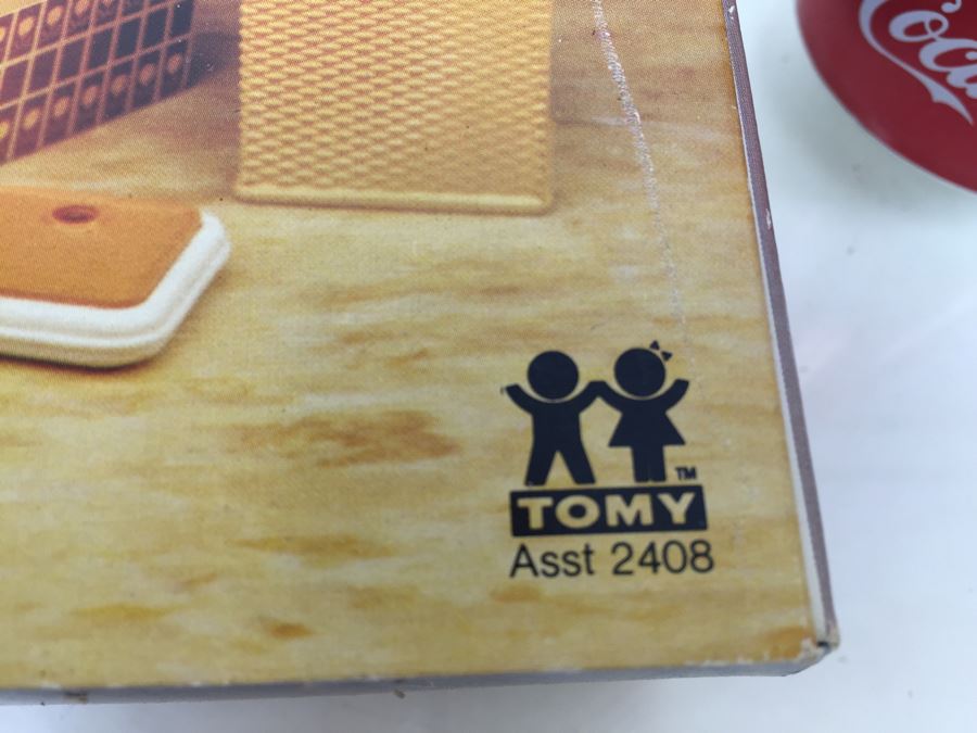 Smaller Homes Dollhouse Modern Bathtub TOMY 2408 Vintage [Photo 5]