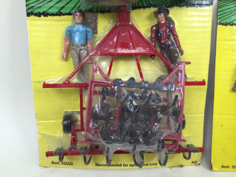 Pair Of ERTL Farm Set Tractor Farming Sets New Old Stock Sealed [Photo 7]