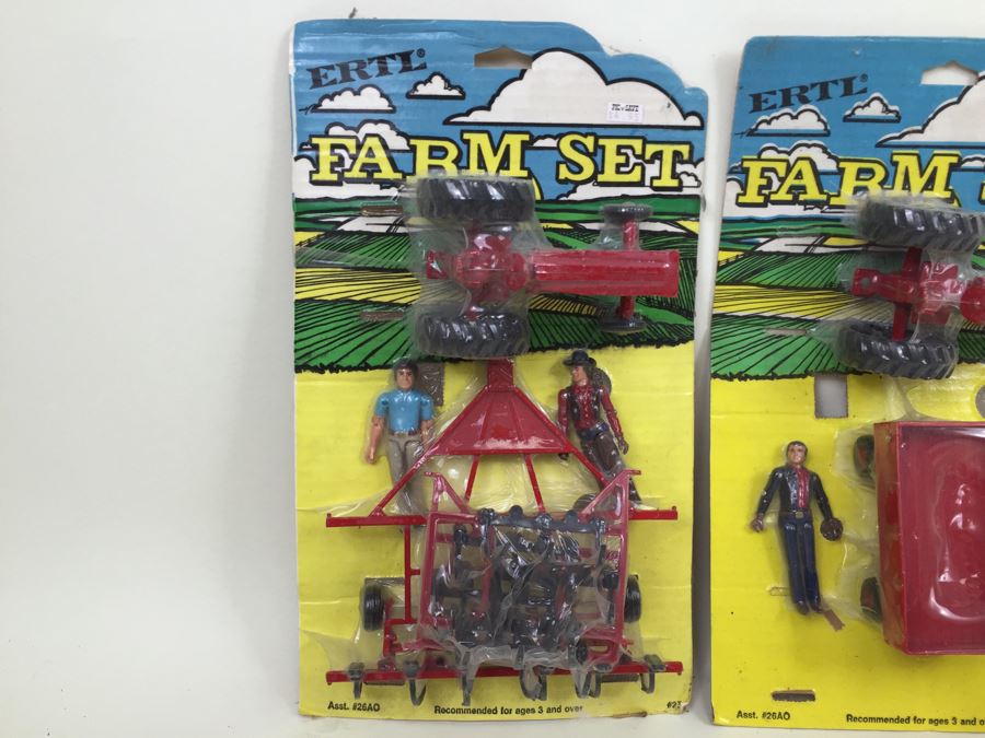 Pair Of ERTL Farm Set Tractor Farming Sets New Old Stock Sealed [Photo 4]