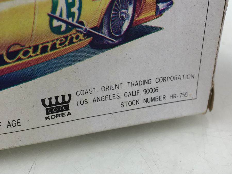 Pair Of Wind Up Racing Cars 'Flying Lion' HR-755 And 'Phoenix' HR-758 Porsche COTC Korea New In Box [Photo 6]