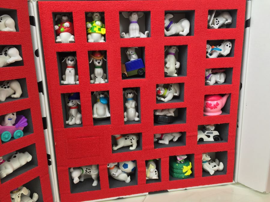 Disney's 101 Dalmatians Official Special Edition Collector Set From McDonalds Happy Meal Toys With Carrying Display Case And Certificate Of Authenticity Vintage 1996 [Photo 11]