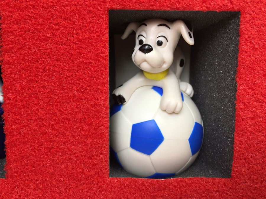 Disney's 101 Dalmatians Official Special Edition Collector Set From McDonalds Happy Meal Toys With Carrying Display Case And Certificate Of Authenticity Vintage 1996 [Photo 15]