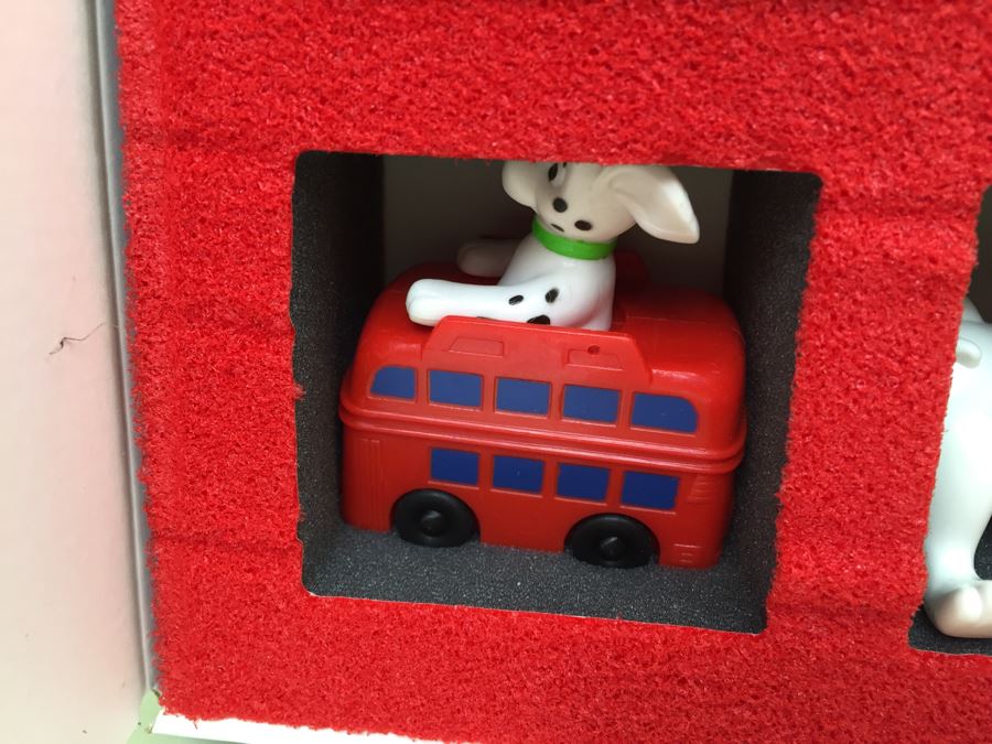 Disney's 101 Dalmatians Official Special Edition Collector Set From McDonalds Happy Meal Toys With Carrying Display Case And Certificate Of Authenticity Vintage 1996 [Photo 16]